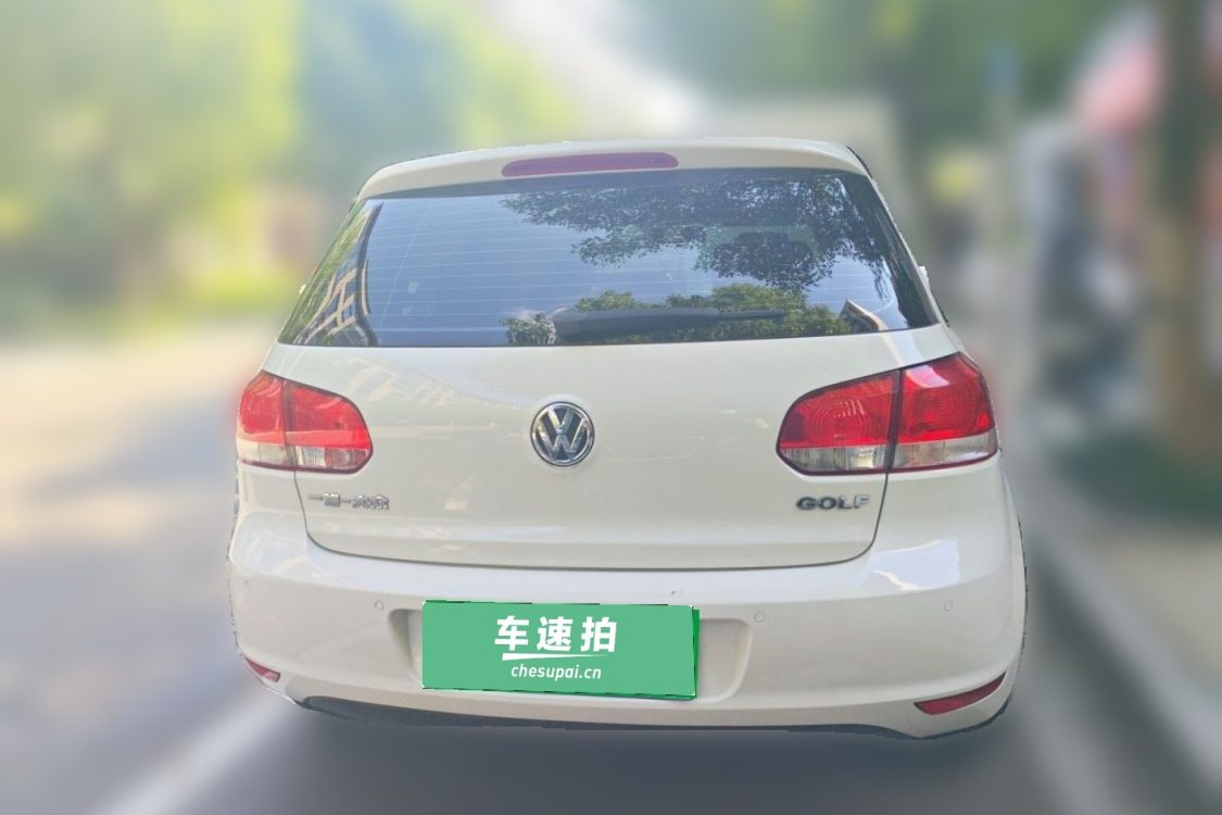 Volkswagen Golf 2014 car image #6
