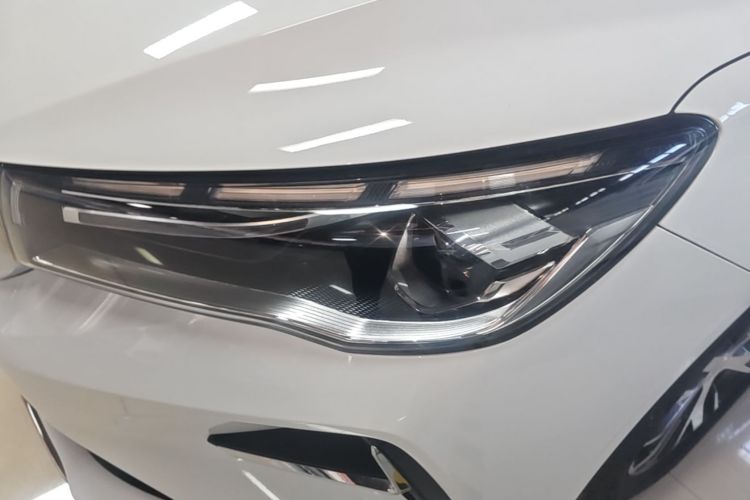 GEELY Emgrand 2025 car image #23