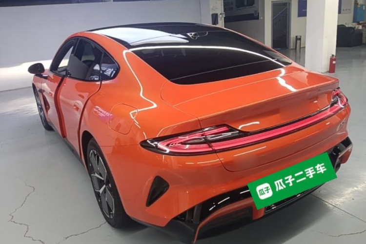 MI SU7 2024 car image #5
