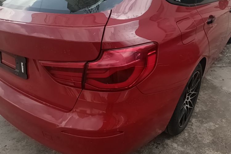 BMW 3 Series GT 2018 #8 BMW 3 Series GT 2018 car image #8
