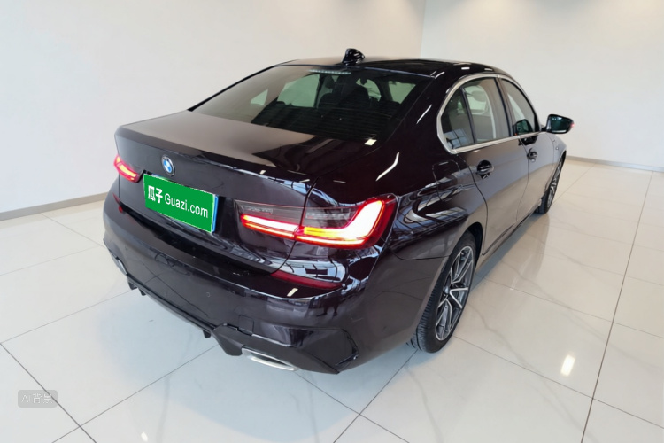 BMW 3 Series 2020 car image #7