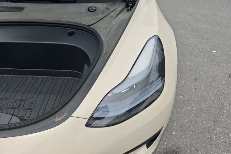 Tesla Model 3 2023 immagine di auto #25