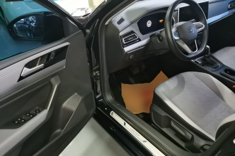 Volkswagen Lavida 2023 car image #16