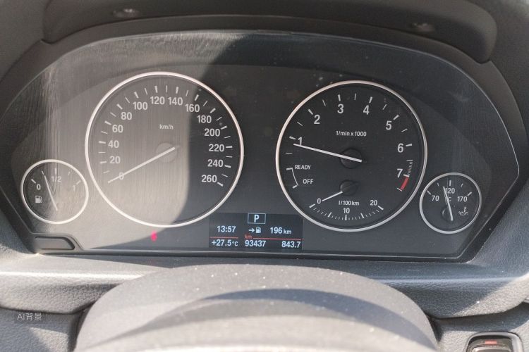 BMW 3 Series 2017 car image #13