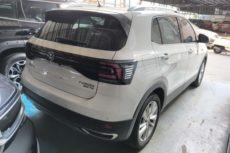 Volkswagen T-Cross 2020 #7 Volkswagen T-Cross 2020 car image #7