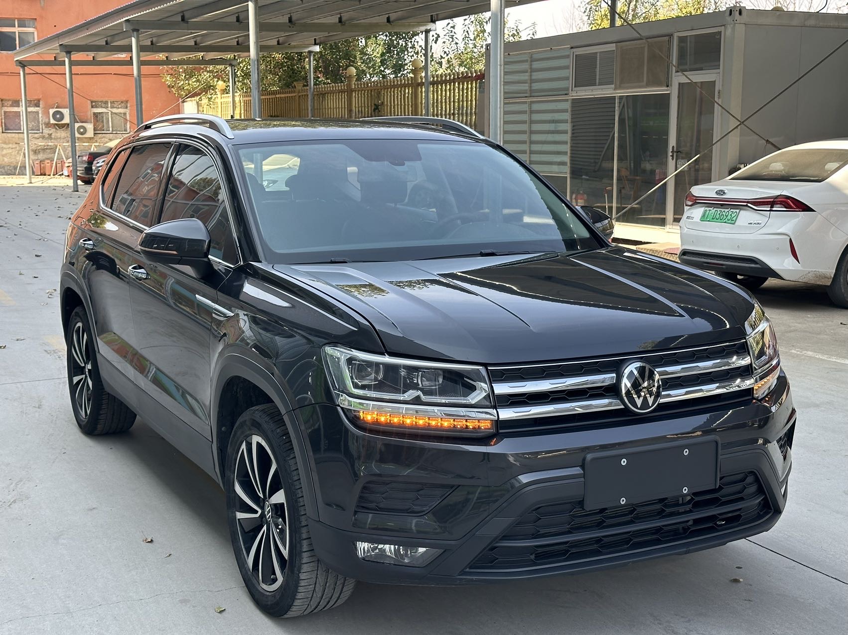 Volkswagen Tharu 2021 #5 Volkswagen Tharu 2021 صورة سيارة #5