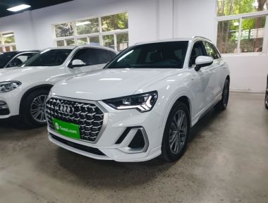 Audi Q3 2024 car image 