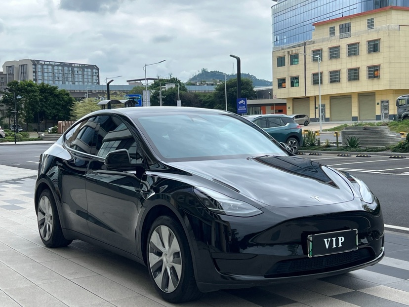 Tesla Model Y 2022 #3 Tesla Model Y 2022 car image #3