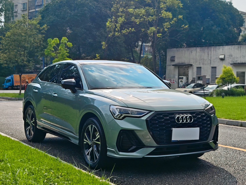 Audi Q3 Sportback 2022 #3 Audi Q3 Sportback 2022 car image #3