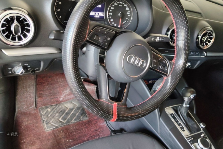 Audi A3 2018 car image #12