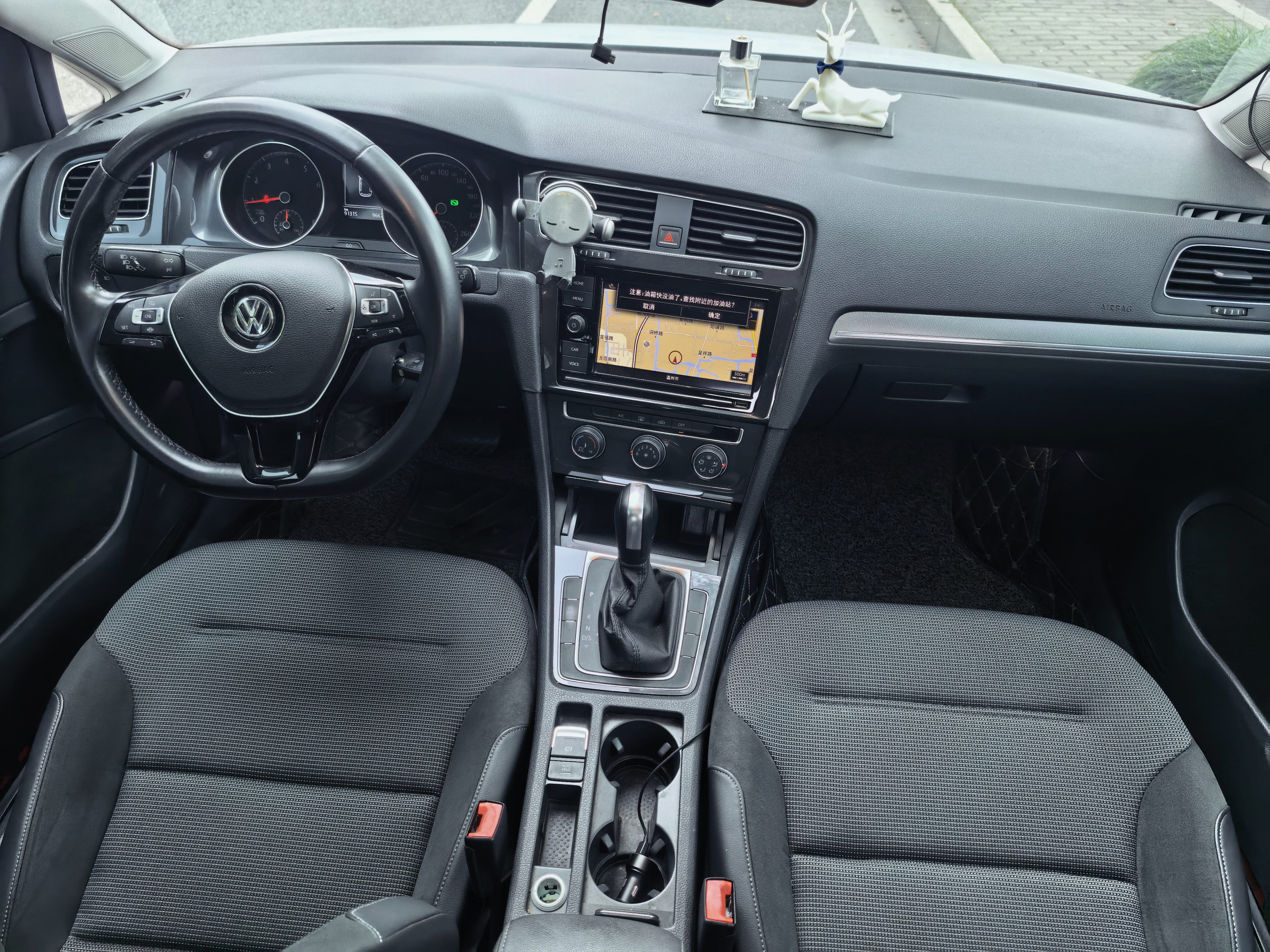 Volkswagen Golf 2019 #5 Volkswagen Golf 2019 car image #5