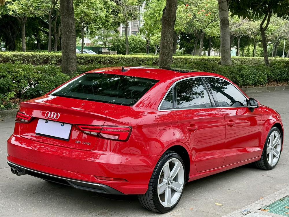 Audi A3 2018 car image #5