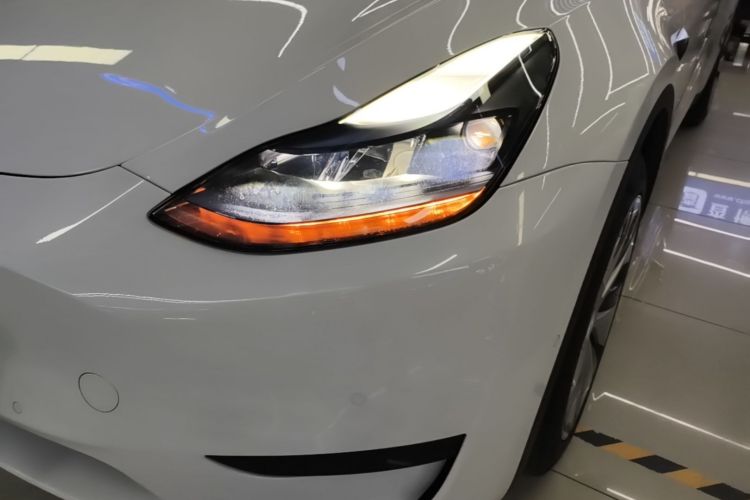Tesla Model Y 2023 #23 Tesla Model Y 2023 car image #23