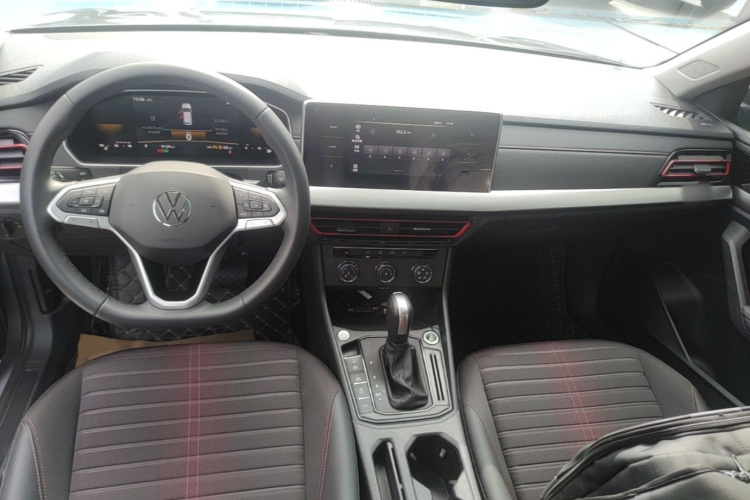 Volkswagen Lavida 2025 car image #11