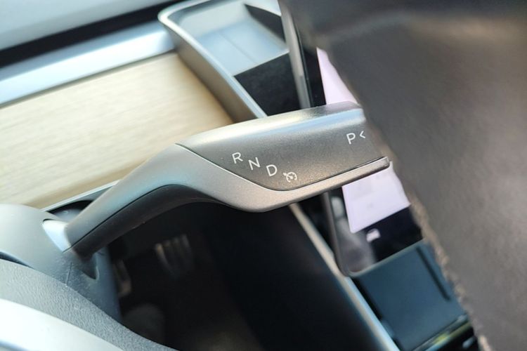 Tesla Model 3 2020 #14 Tesla Model 3 2020 car image #14