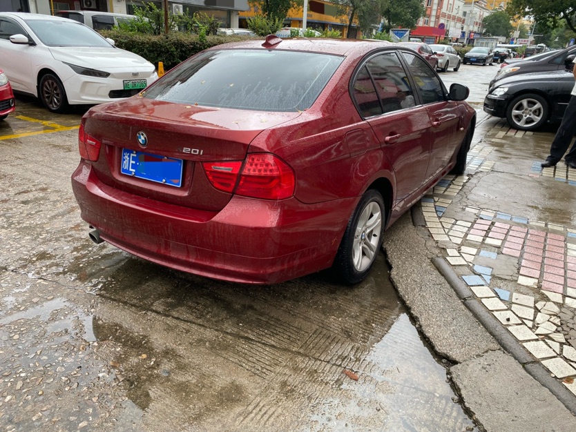 BMW 3 Series (Imported) 2010 #2 BMW 3 Series (Imported) 2010 car image #2
