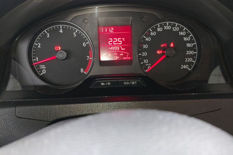 Volkswagen Santana 2017 car image #13