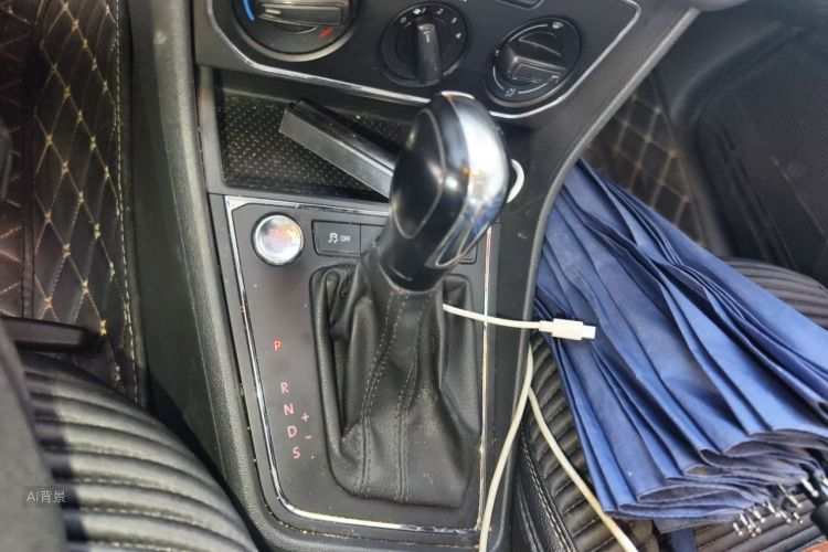 Volkswagen Lavida 2017 car image #16