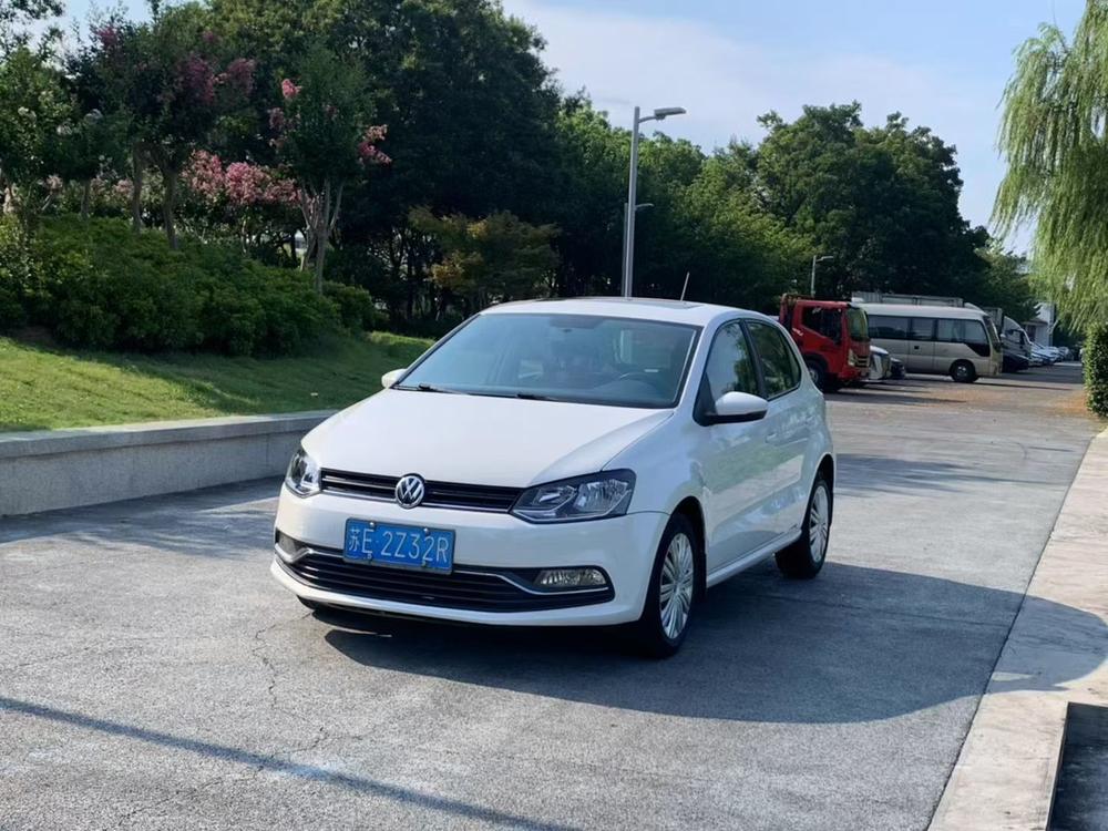 Volkswagen Polo 2016 Volkswagen Polo 2016 car image