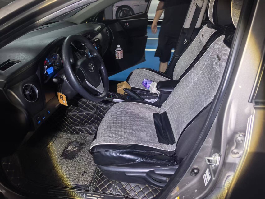 Toyota Corolla 2018 immagine di auto #3