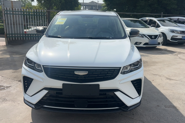 GEELY Coolray 2026 #3 GEELY Coolray 2026 car image #3