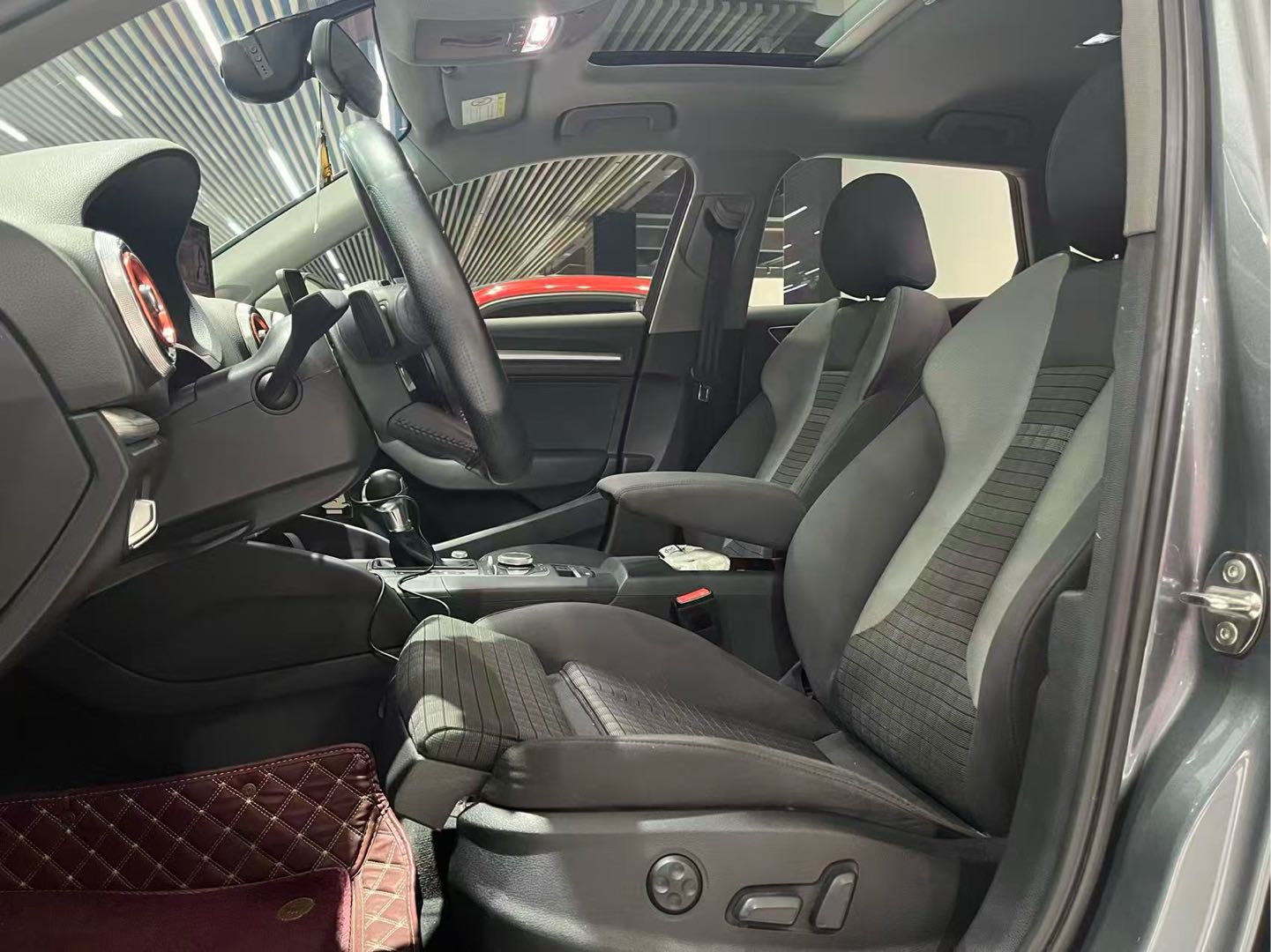 Audi A3 2018 car image #7
