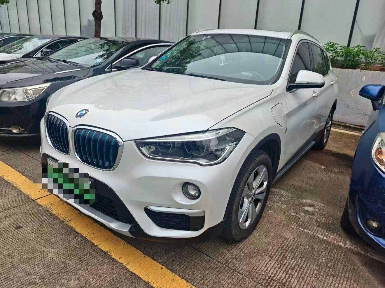 BMW X1 New Energy 2019 BMW X1 New Energy 2019 car image