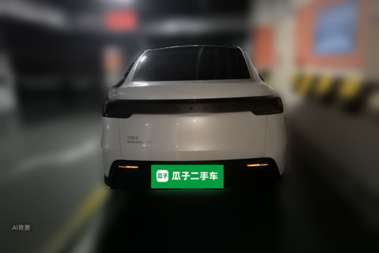 Tesla Model Y 2025 #6 Tesla Model Y 2025 car image #6