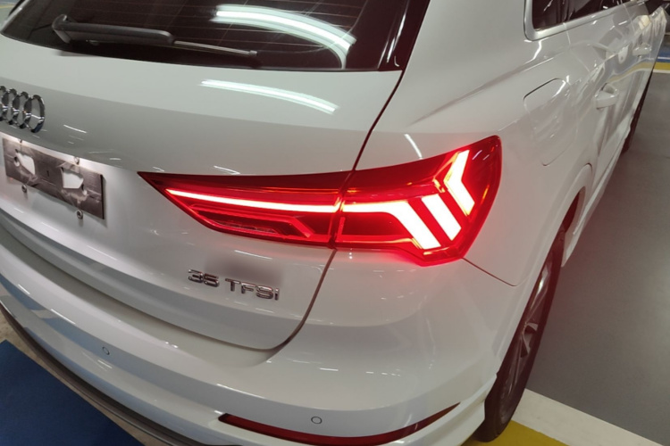 Audi Q3 2020 #8 Audi Q3 2020 car image #8