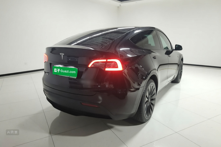Tesla Model Y 2023 #7 Tesla Model Y 2023 car image #7