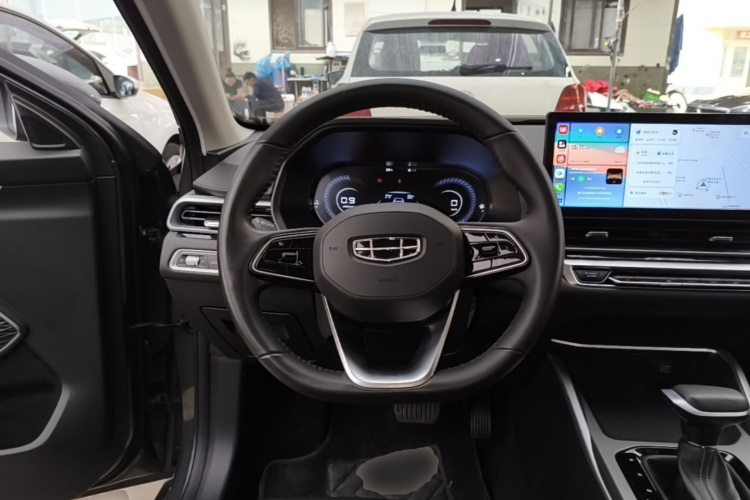 GEELY Emgrand 2024 immagine di auto #11