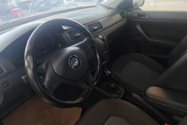 Volkswagen Santana 2019 #10 Volkswagen Santana 2019 car image #10