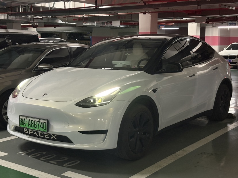 Tesla Model Y 2024 Tesla Model Y 2024 imagem de carro