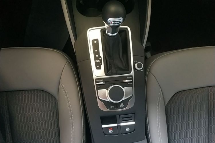 Audi A3 2021 immagine di auto #18