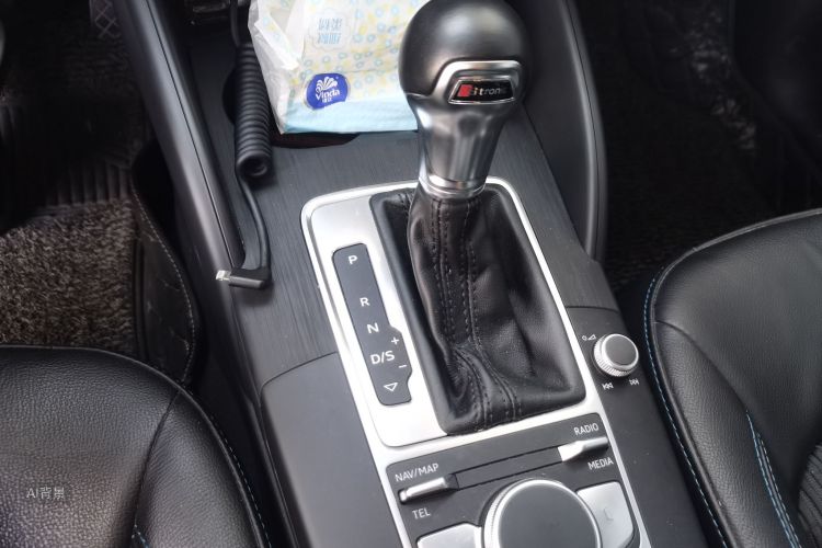 Audi A3 2019 car image #16