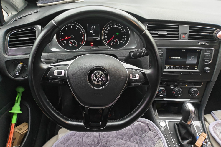 Volkswagen Golf 2017 #15 Volkswagen Golf 2017 car image #15