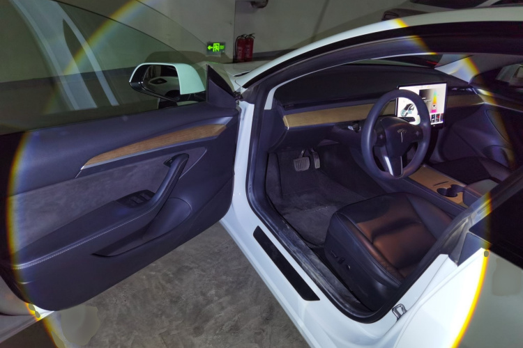 Tesla Model 3 2021 #13 Tesla Model 3 2021 car image #13