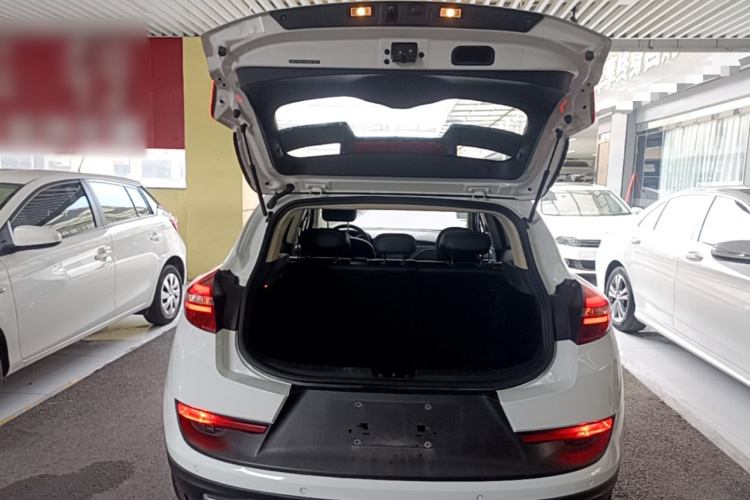 GEELY Emgrand GS 2017 #21 GEELY Emgrand GS 2017 car image #21