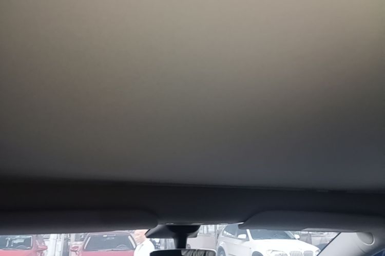 Tesla Model Y 2023 #18 Tesla Model Y 2023 car image #18