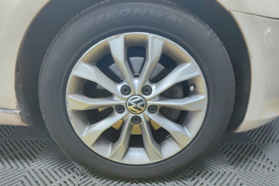 Volkswagen Golf 2012 immagine di auto #9