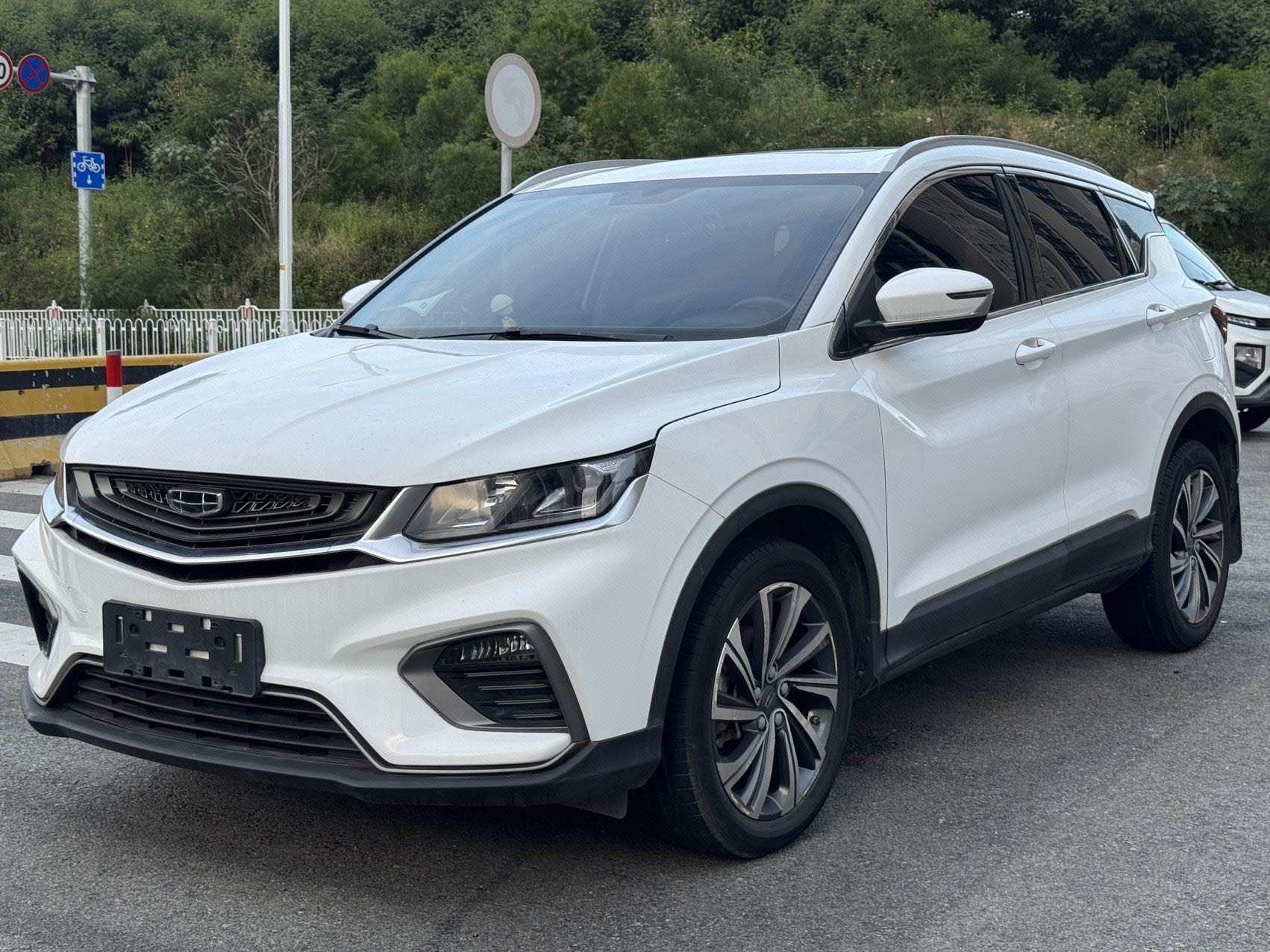 GEELY Coolray 2020 GEELY Coolray 2020 car image