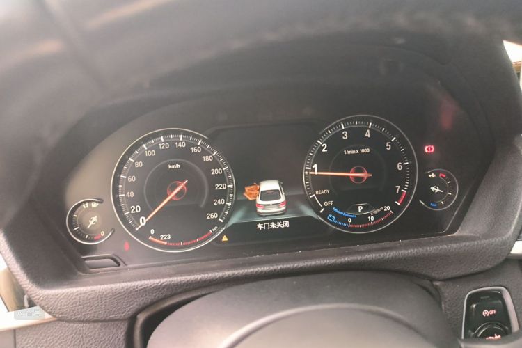 BMW 3 Series GT 2019 صورة سيارة #13