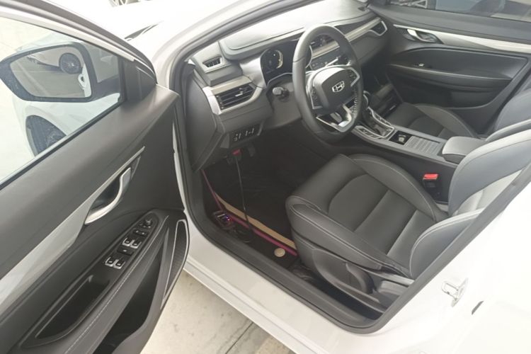 GEELY Emgrand 2020 #16 GEELY Emgrand 2020 car image #16