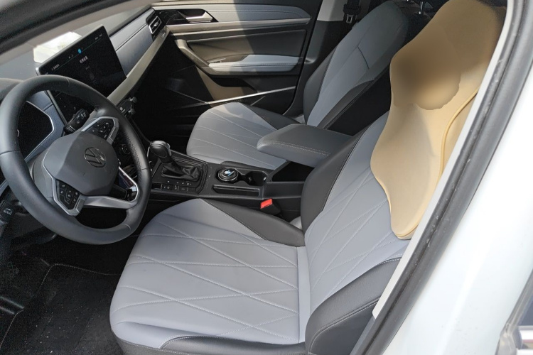 Volkswagen Lavida 2025 #15 Volkswagen Lavida 2025 car image #15