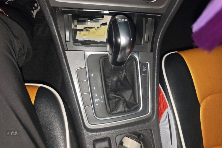 Volkswagen Golf 2015 immagine di auto #16