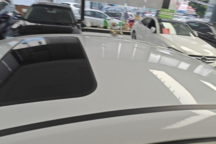 GEELY Emgrand 2015 car image #28