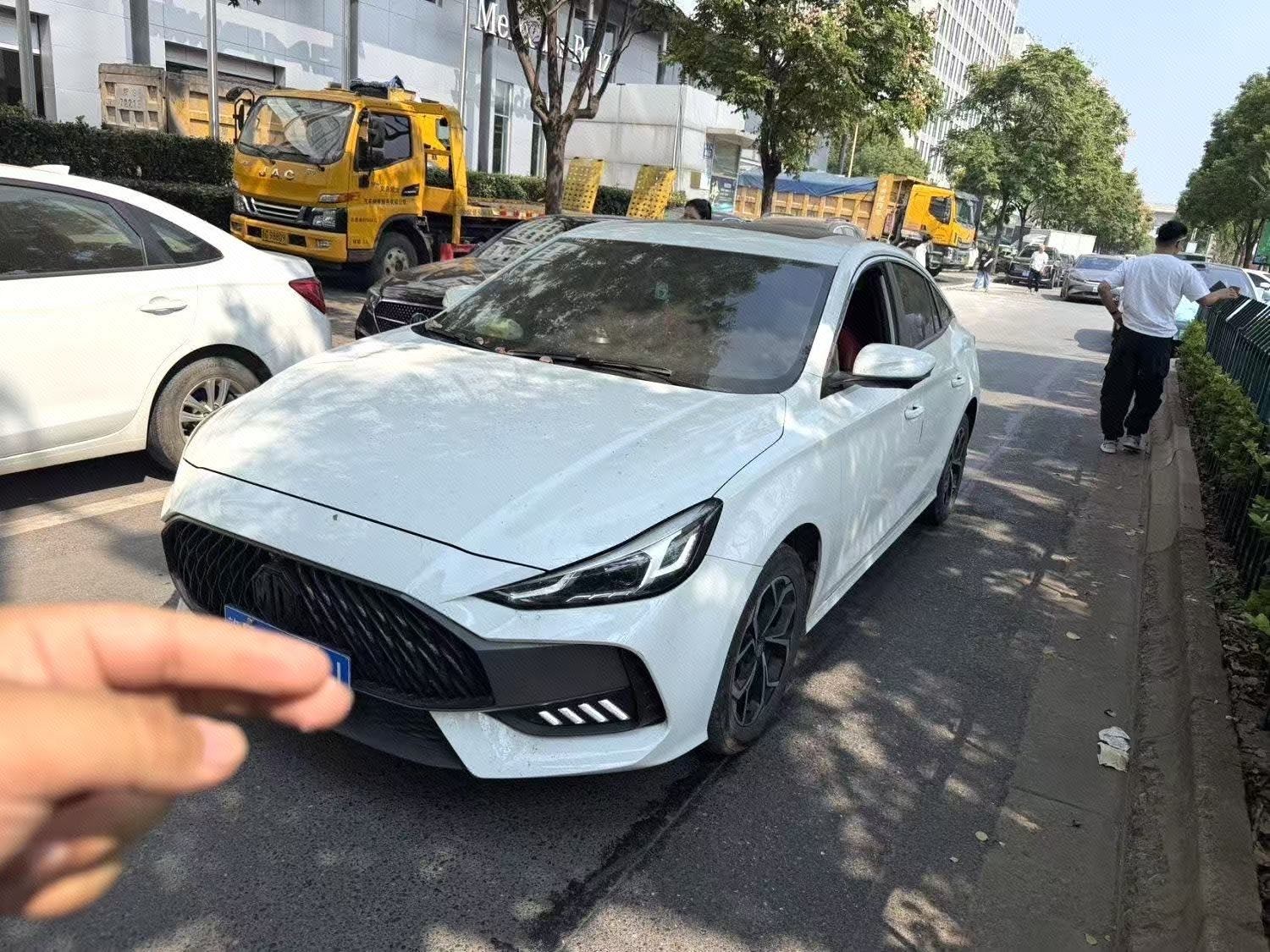 MG 5 2023 MG 5 2023 immagine di auto