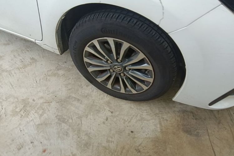 Toyota Corolla 2017 #9 Toyota Corolla 2017 car image #9