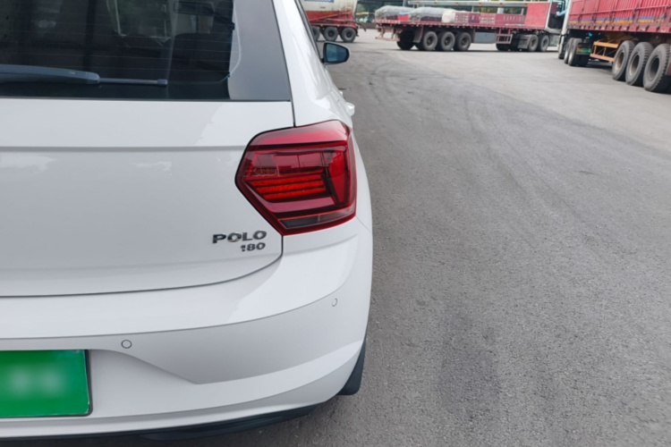 Volkswagen Polo 2020 car image #8