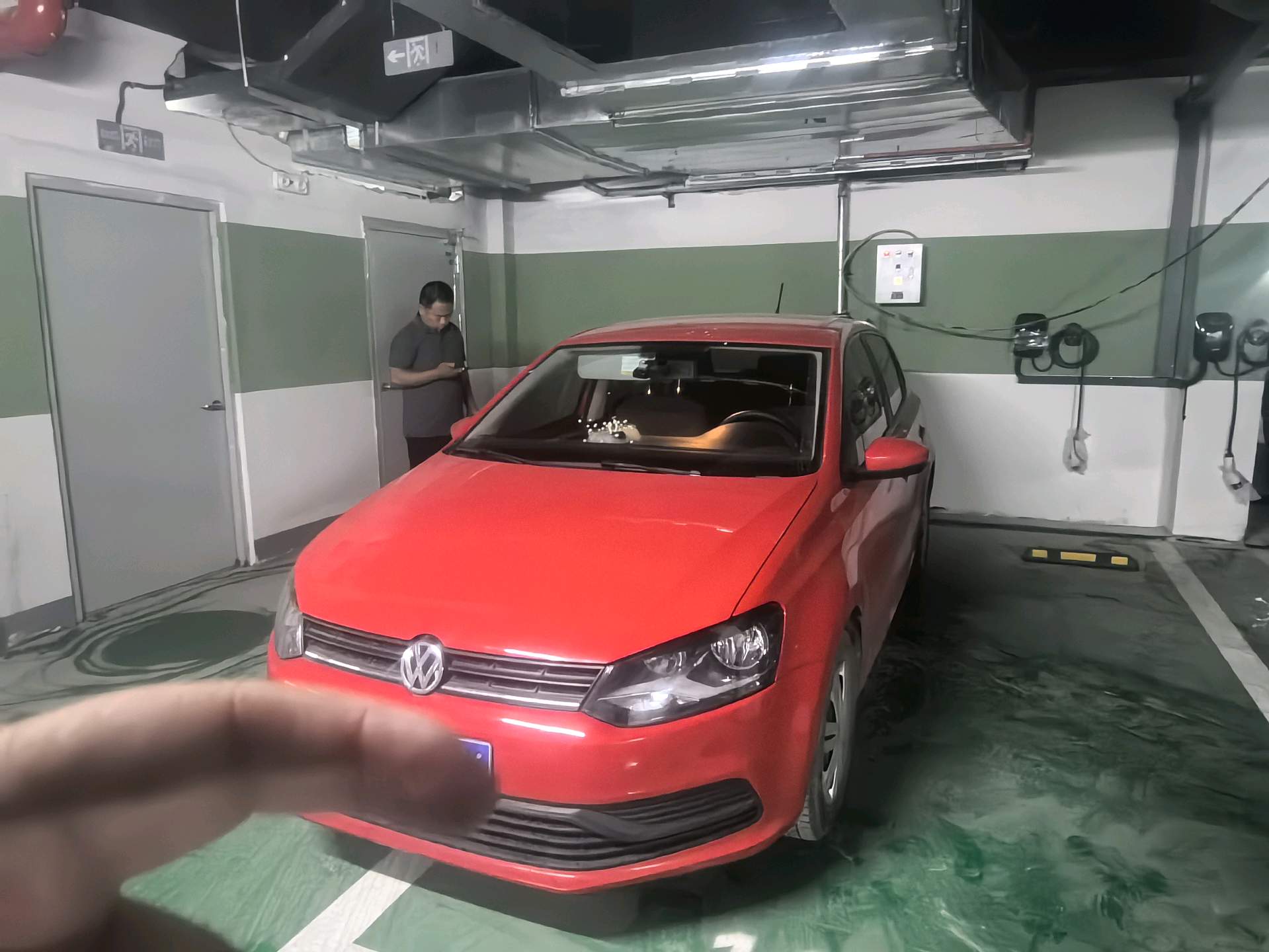 Volkswagen Polo 2016 Volkswagen Polo 2016 car image